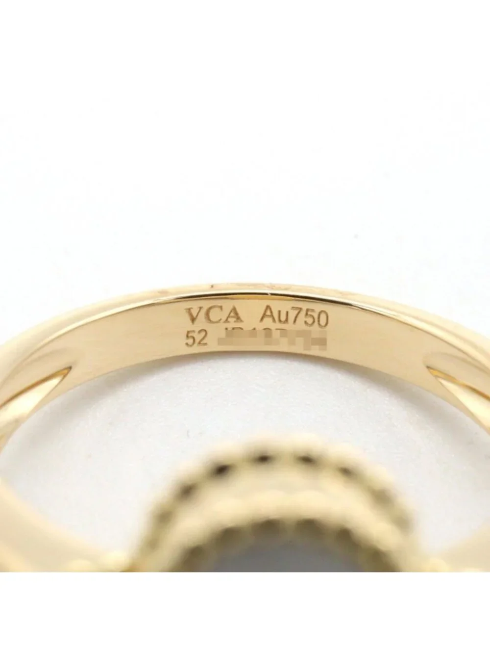 Van Cleef & Arpels Ring Vintage Alhambra Mother of Pearl 18k Diamond